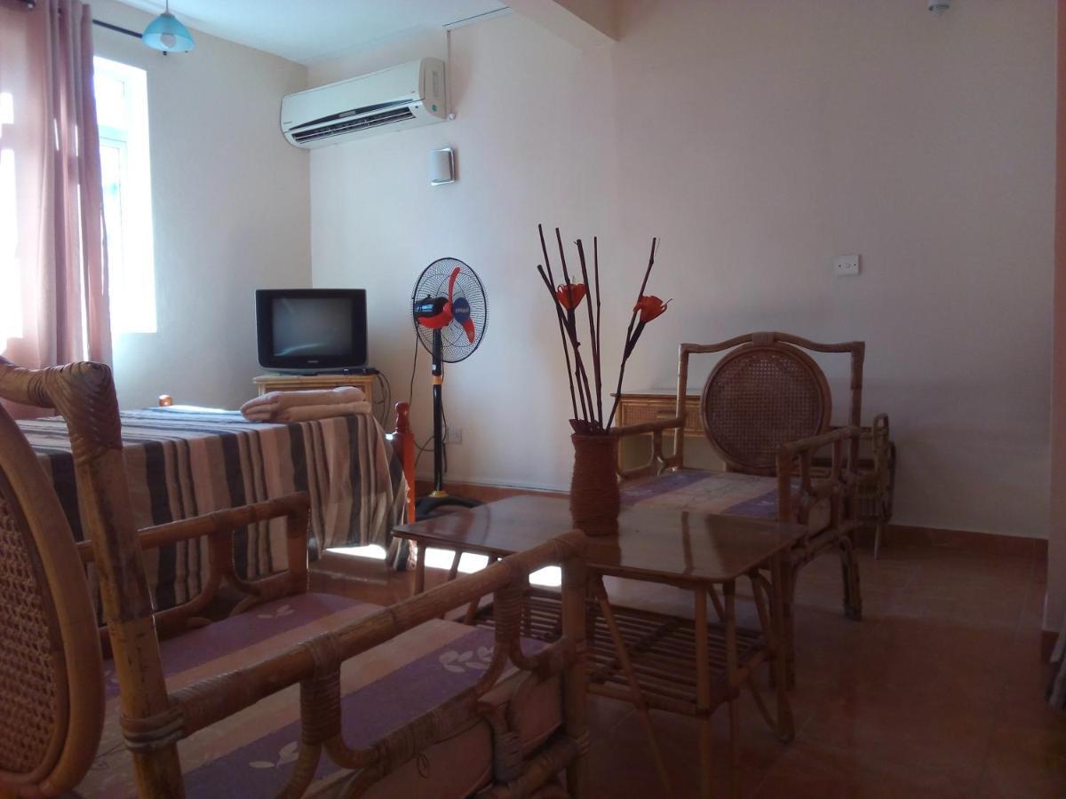 Chetty Tourist Residence Pereybere Beach Exterior photo